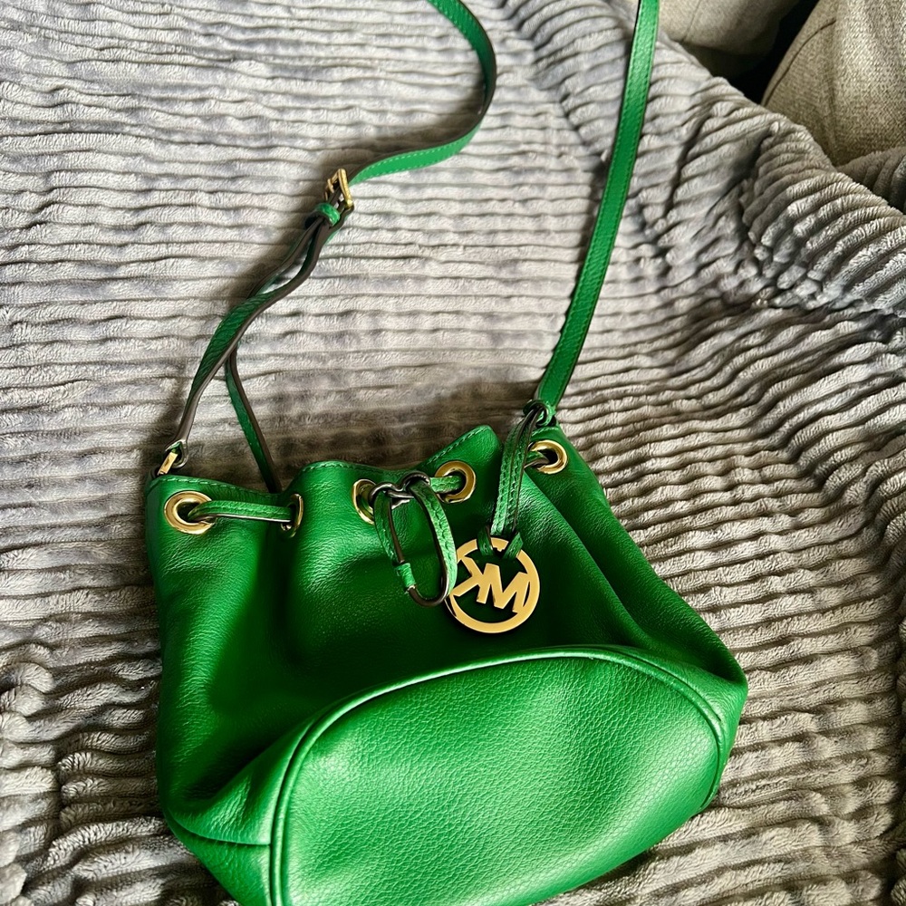 Mini Authentic Michael Kors Green Leather Bucket Bag